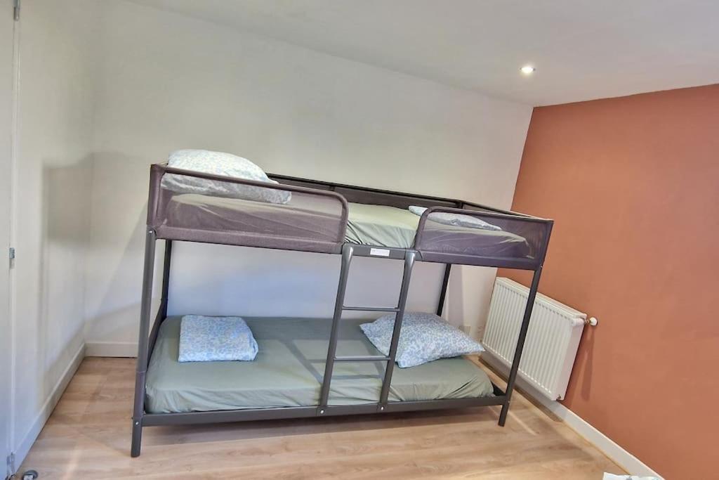 Maison A Aurillac - 3 Chambres - Arrivee Autonome Extérieur photo